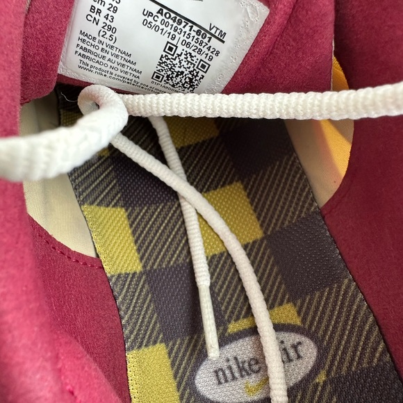 Nike Air Max 270 React (WORN ONCE) minor scuffs - Picture 6 of 14